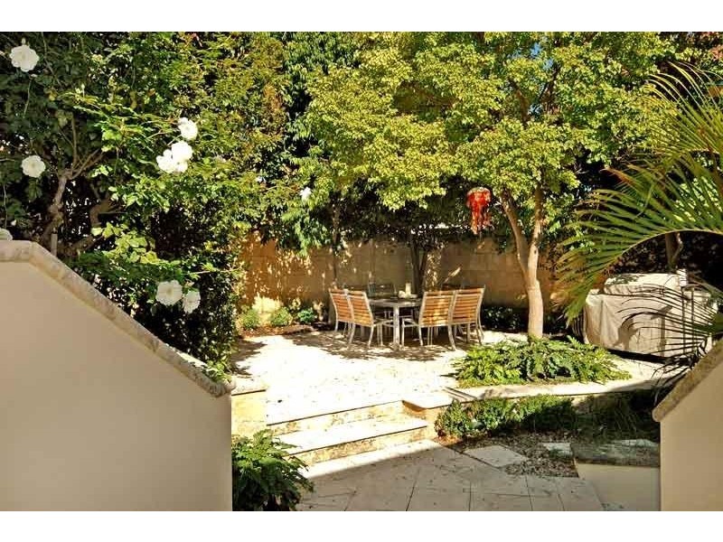 19 John Street, Cottesloe WA 6011