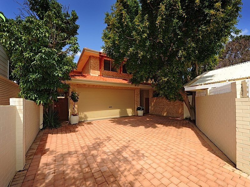 12A Salisbury, Cottesloe WA 6011