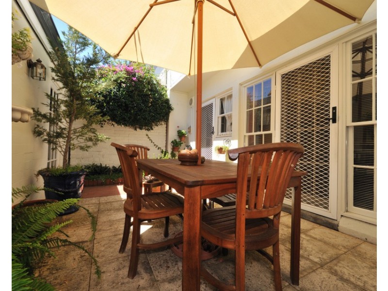 2/128 Forrest Street, Cottesloe WA 6011