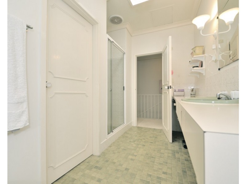 2/128 Forrest Street, Cottesloe WA 6011