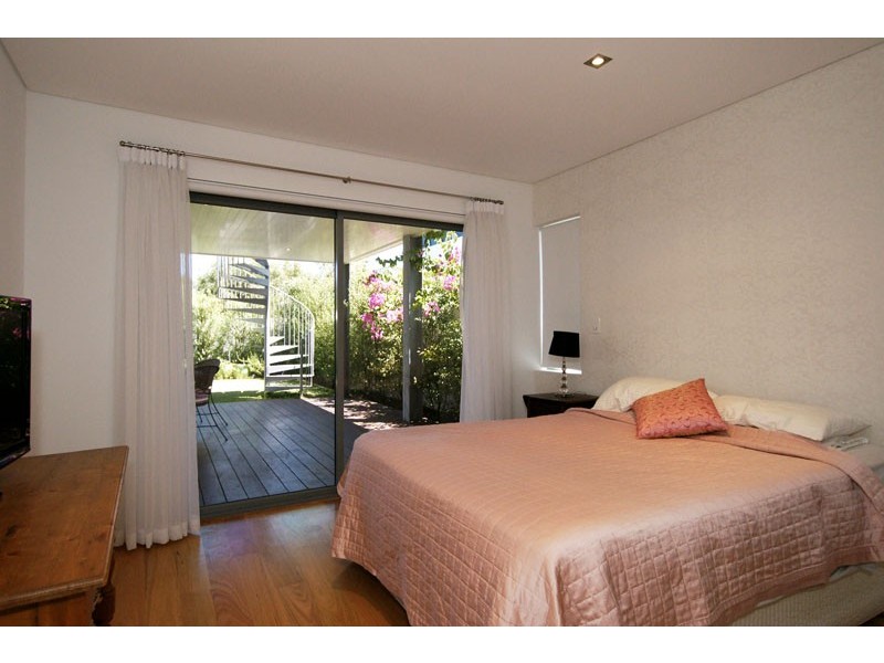 43 Curtin Avenue, Cottesloe WA 6011