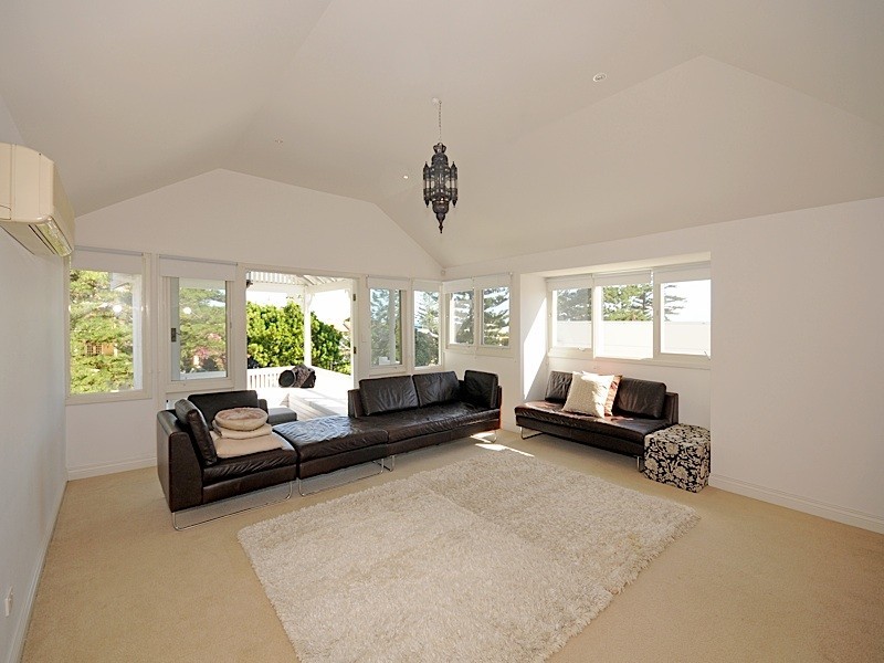 12 Deane Street, Cottesloe WA 6011