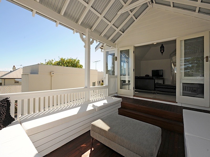 12 Deane Street, Cottesloe WA 6011