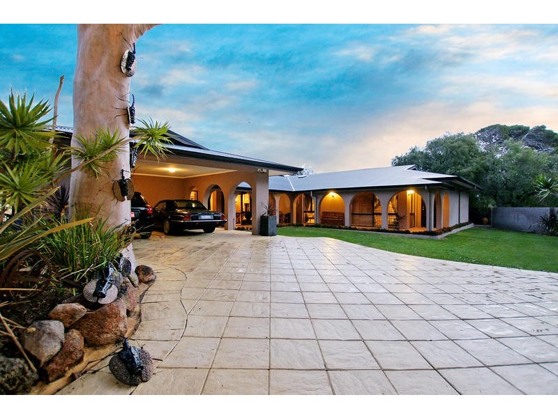 44 Johnston Street, Peppermint Grove WA 6011