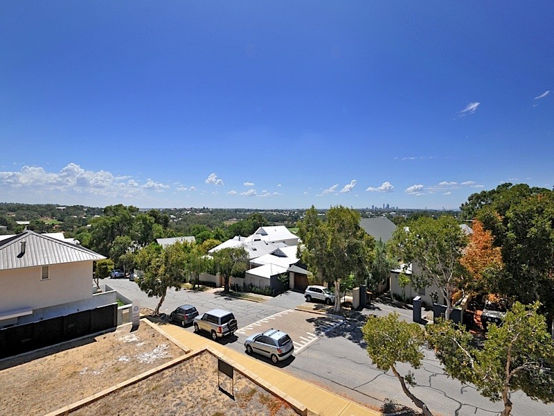 8a Devon Road, Swanbourne WA 6010