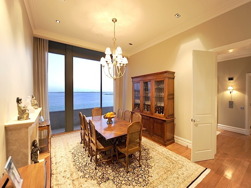 15/8 Mounts Bay Road, Crawley WA 6009