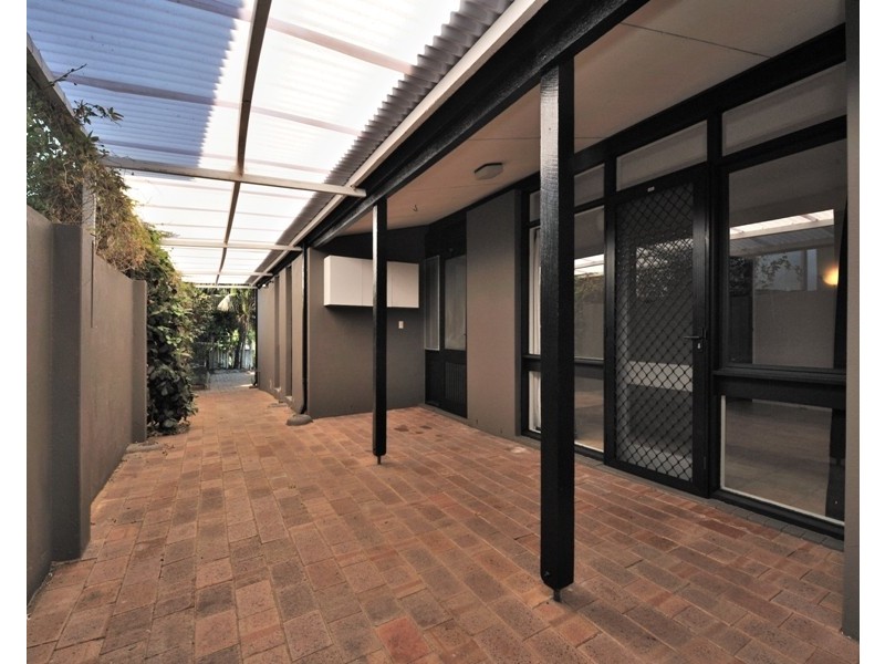 86 Glenelg Ave, Wembley Downs WA 6019