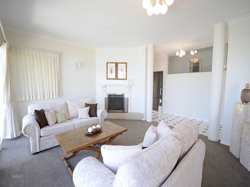 2 Jetty Road, Claremont WA 6010
