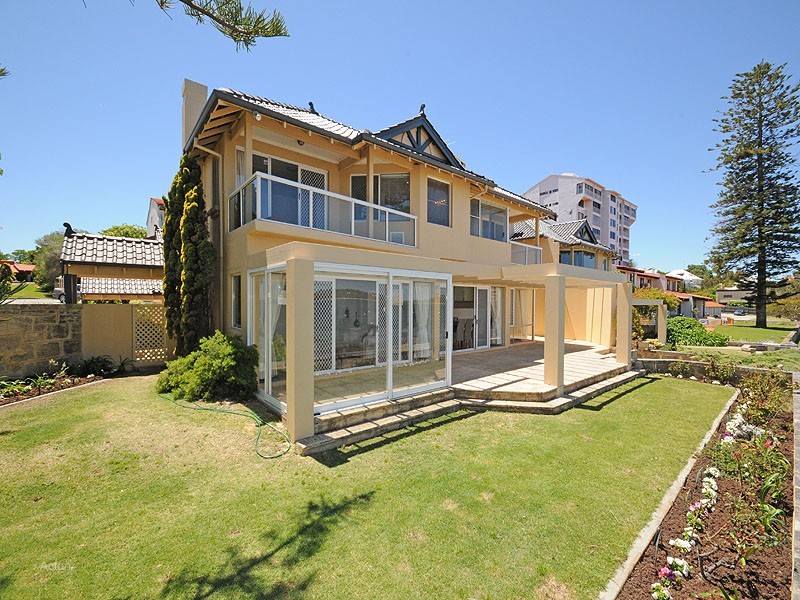 2 Jetty Road, Claremont WA 6010