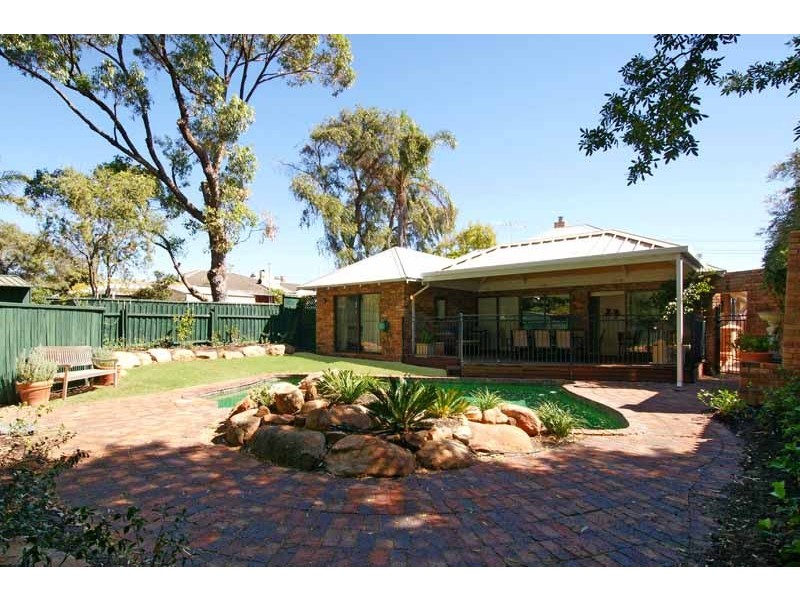 15 Monument Street, Mosman Park WA 6012