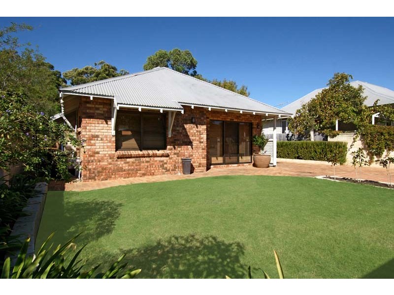 15 Monument Street, Mosman Park WA 6012