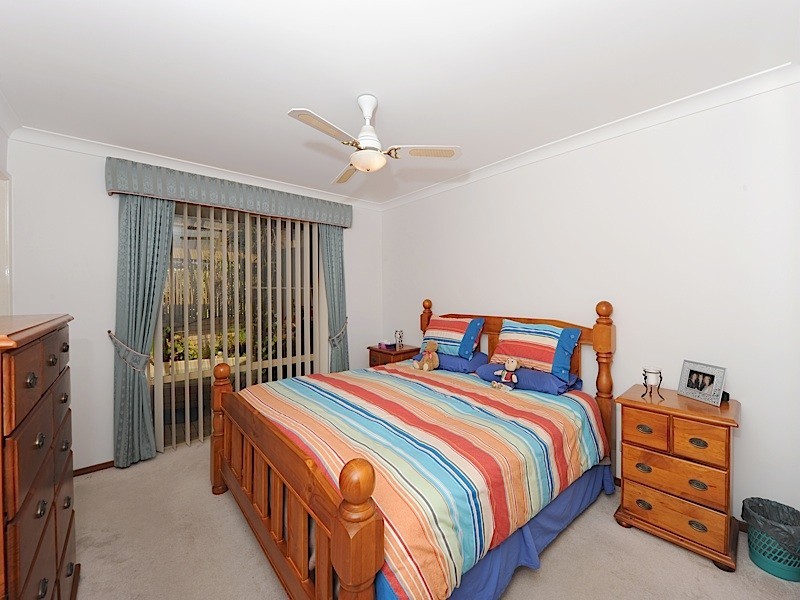 9 Delphi Place, Coogee WA 6166