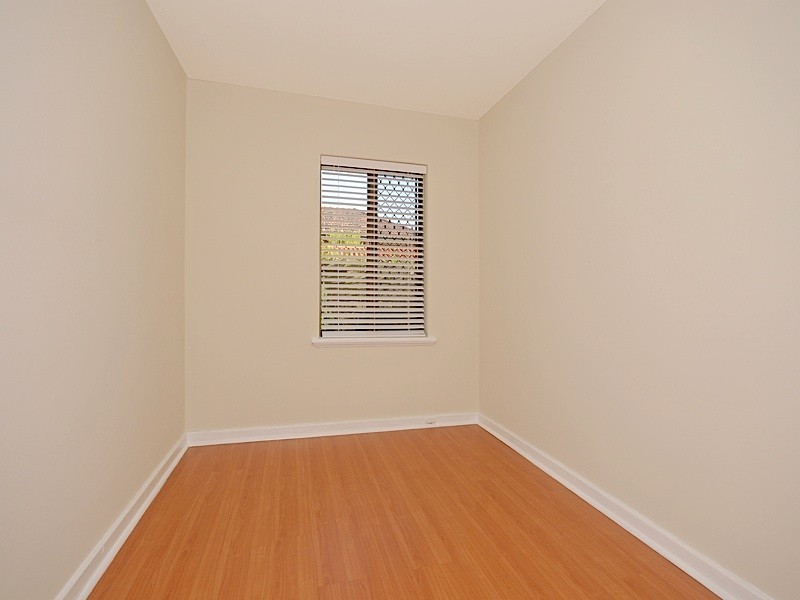 2/6 McNamara Way, Cottesloe WA 6011