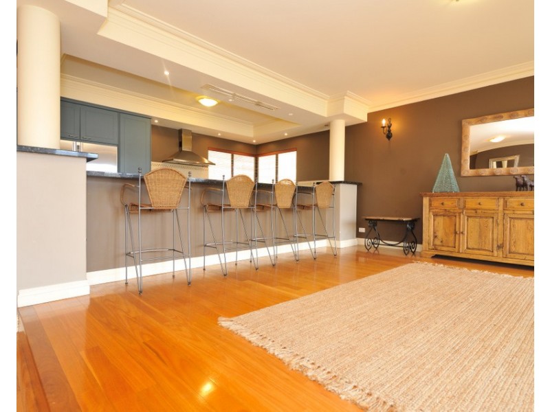 63 Harvest Road, North Fremantle WA 6159