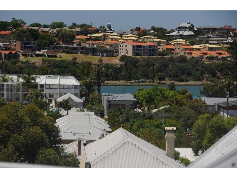 56 Harvest Road, North Fremantle WA 6159