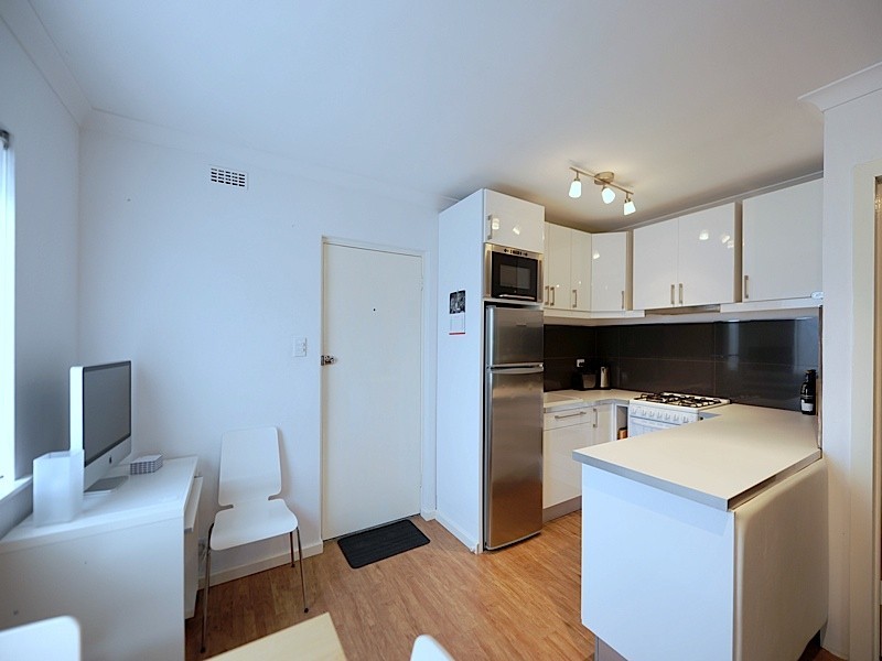 11/11 Stirling Road, Claremont WA 6010