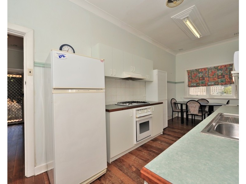 70 Gugeri Street, Claremont WA 6010