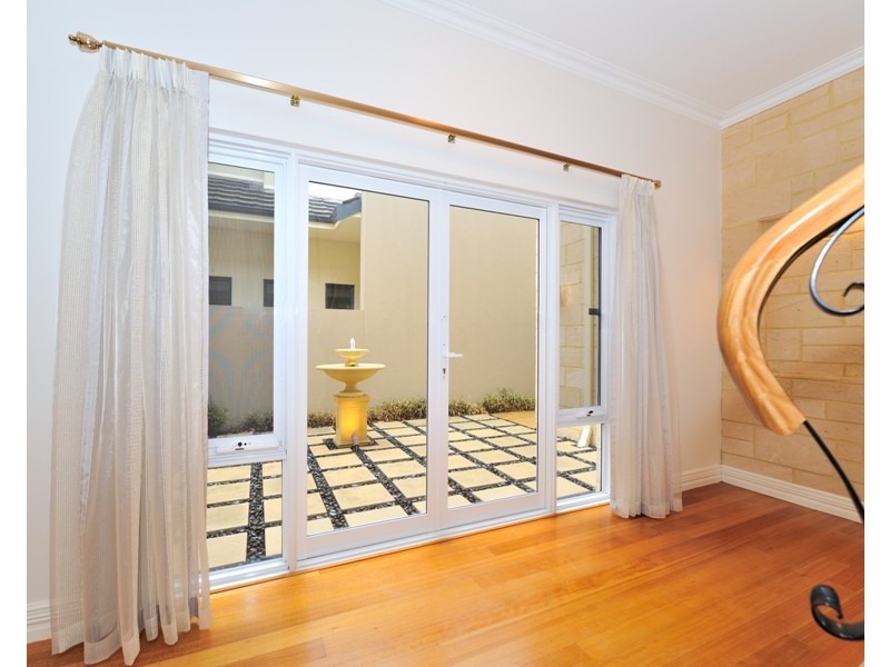 10 The Cutting, Mosman Park WA 6012