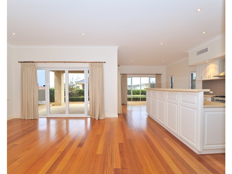 10 The Cutting, Mosman Park WA 6012