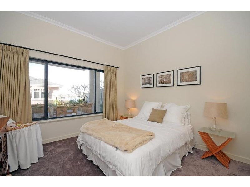 16 The Cutting, Mosman Park WA 6012