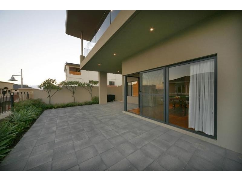 16 The Cutting, Mosman Park WA 6012