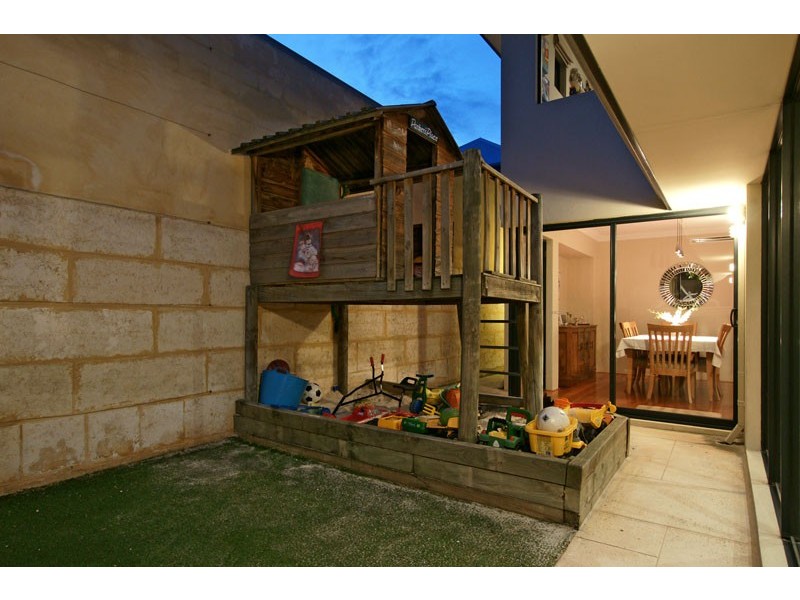 22A Narla Road, Swanbourne WA 6010