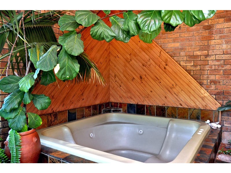 4 Portland Drive, Binningup WA 6233