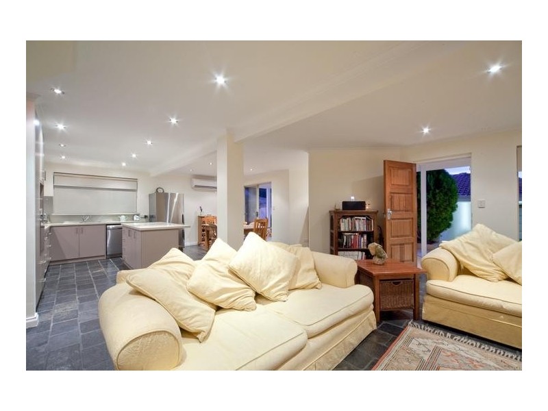 10 Iolanthe Street, Swanbourne WA 6010