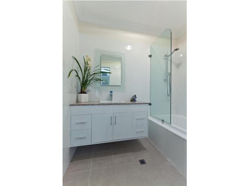 5A Deane Street, Cottesloe WA 6011