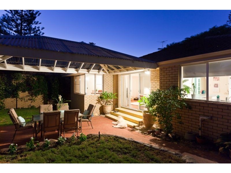 5A Deane Street, Cottesloe WA 6011