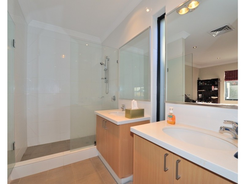 5 Eastbourne Street, Mosman Park WA 6012