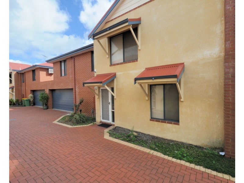 3/8 Hillcrest Road, Kewdale WA 6105