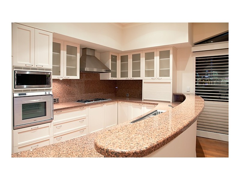 173 Mounts Bay Road, Crawley WA 6009