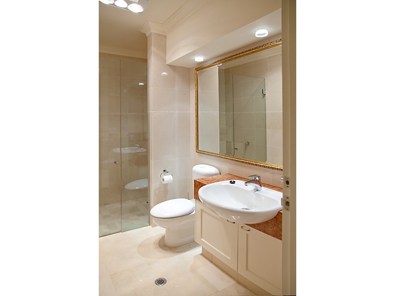 173 Mounts Bay Road, Crawley WA 6009