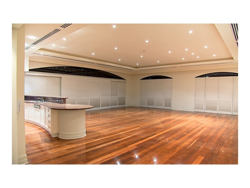 173 Mounts Bay Road, Crawley WA 6009