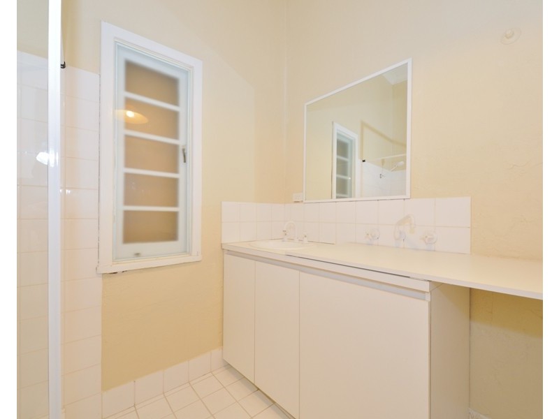 16A Beagle Street, Mosman Park WA 6012