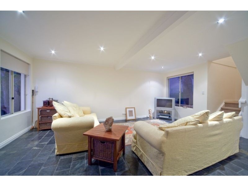 10 Iolanthe Street, Swanbourne WA 6010