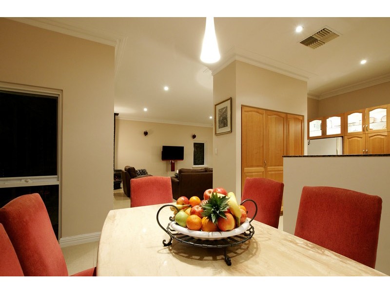 16 Wood Street, Swanbourne WA 6010