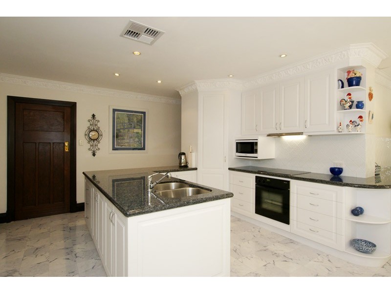 265 Marmion Street, Cottesloe WA 6011