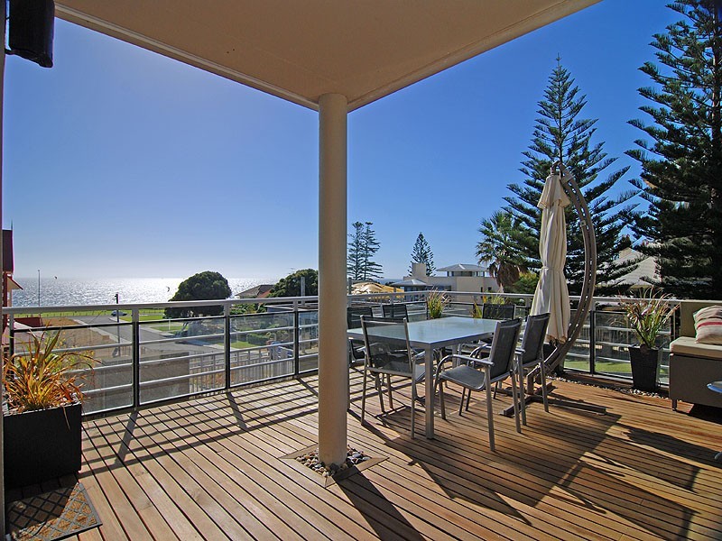 1/11 Rosendo Street, Cottesloe WA 6011
