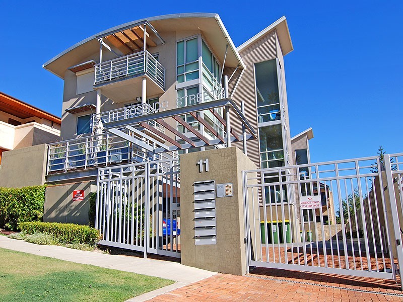 1/11 Rosendo Street, Cottesloe WA 6011