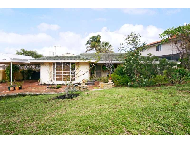 2 Reservoir Close, Mosman Park WA 6012