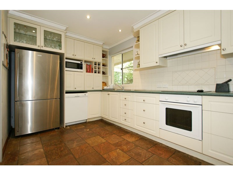 2 Reservoir Close, Mosman Park WA 6012