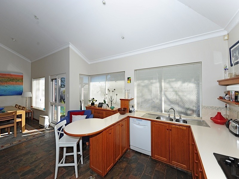 15B Wood Street, Swanbourne WA 6010