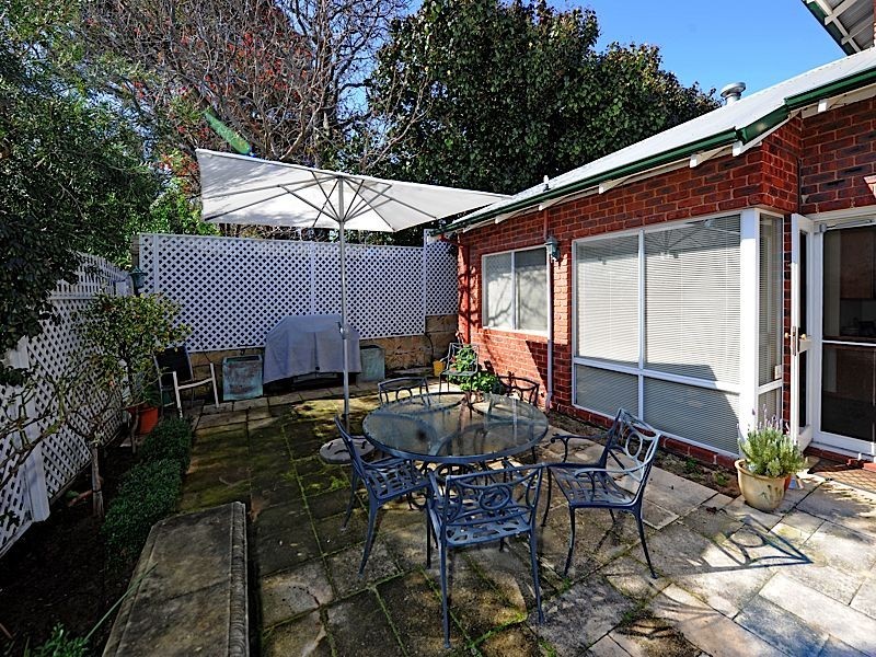 15B Wood Street, Swanbourne WA 6010