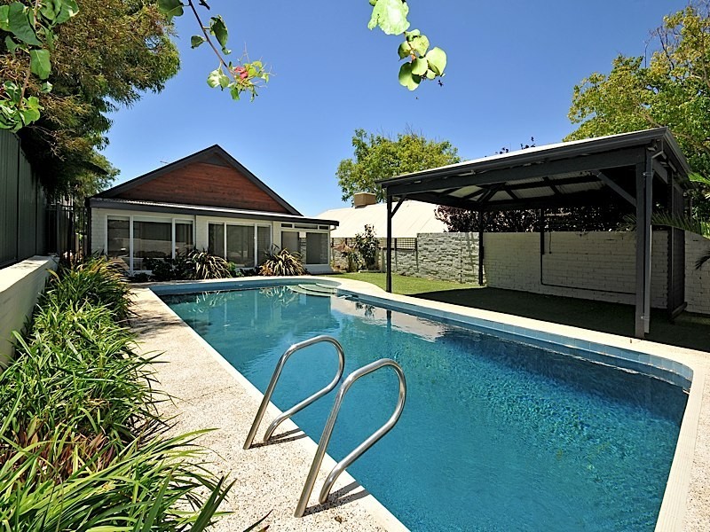 13 Rosser Street, Cottesloe WA 6011