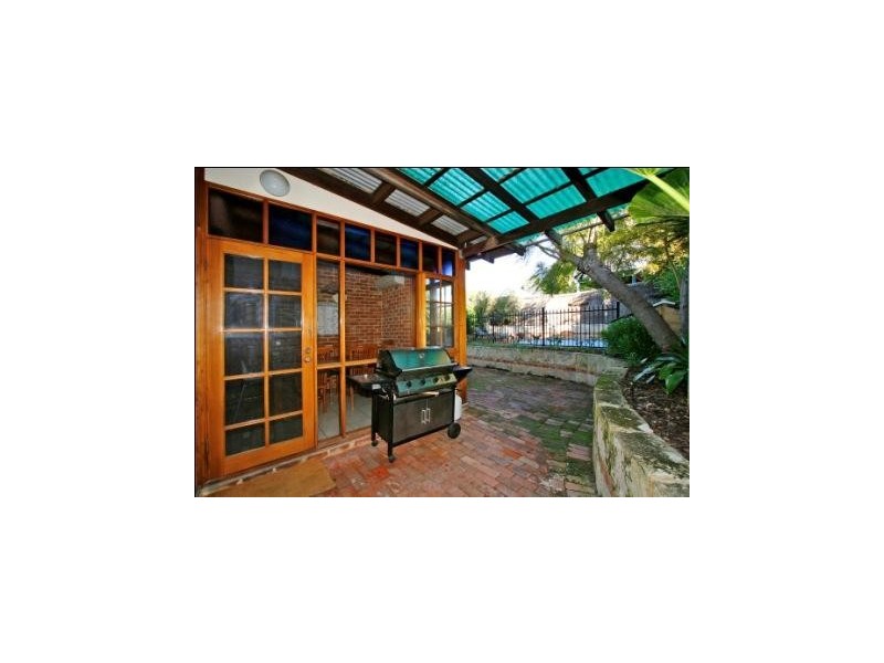 27 Jarrad Street, Cottesloe WA 6011