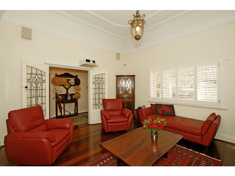 58 Doonan Road, Nedlands WA 6009