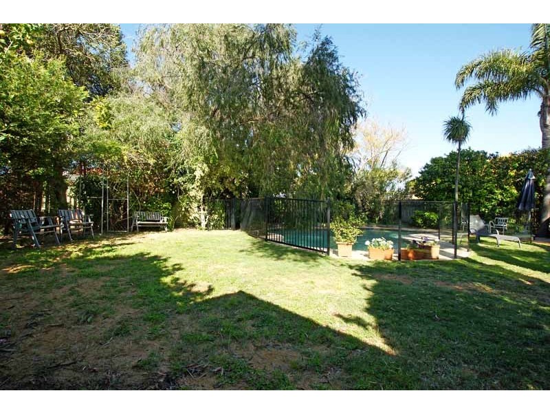 58 Doonan Road, Nedlands WA 6009