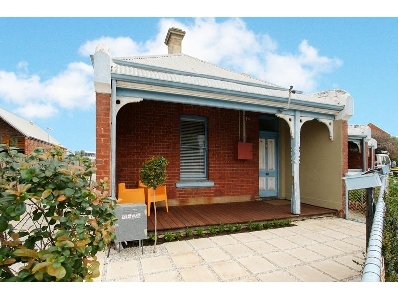 16 Burns Street, North Fremantle WA 6159